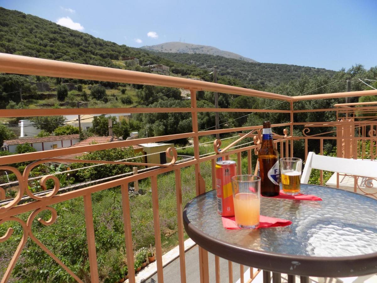 Afrodite Spacious Apartments! Ajía Effimía Kültér fotó