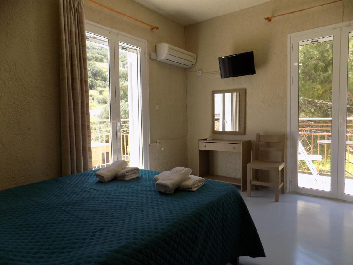 Afrodite Spacious Apartments! Ajía Effimía Kültér fotó