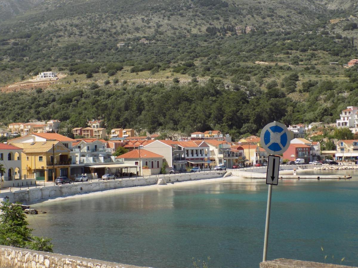 Afrodite Spacious Apartments! Ajía Effimía Kültér fotó
